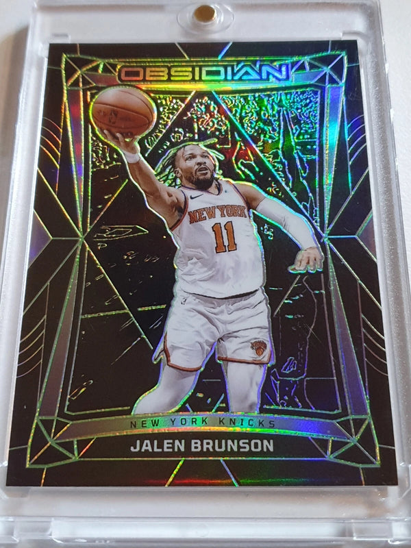 2023 Panini Obsidian Jalen Brunson #152 ELECTRIC ETCH GREEN /25 Holo - Rare