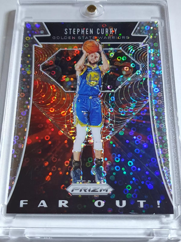 2019 Panini Prizm Stephen Curry #1 FAST BREAK Holo Far Out - Ready to Grade