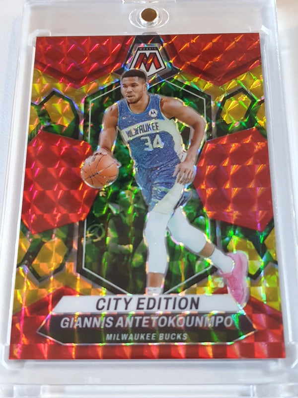 2023 Panini Mosaic Giannis Antetokounmpo #279 RED YELLOW FUSION CHOICE /75 Holo