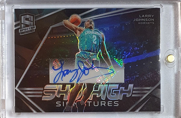 2022 Panini Spectra Larry Johnson #AUTO SILVER /99 Sky High Signatures - Rare