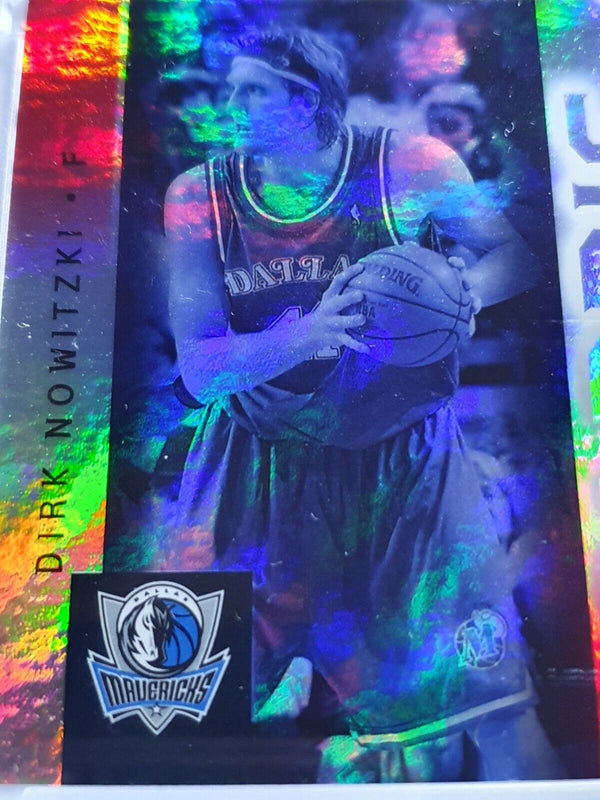 2005 UD Reflections Dirk Nowitzki TRIPLE PATCH /25 Holo Game Worn Jerseys - Rar