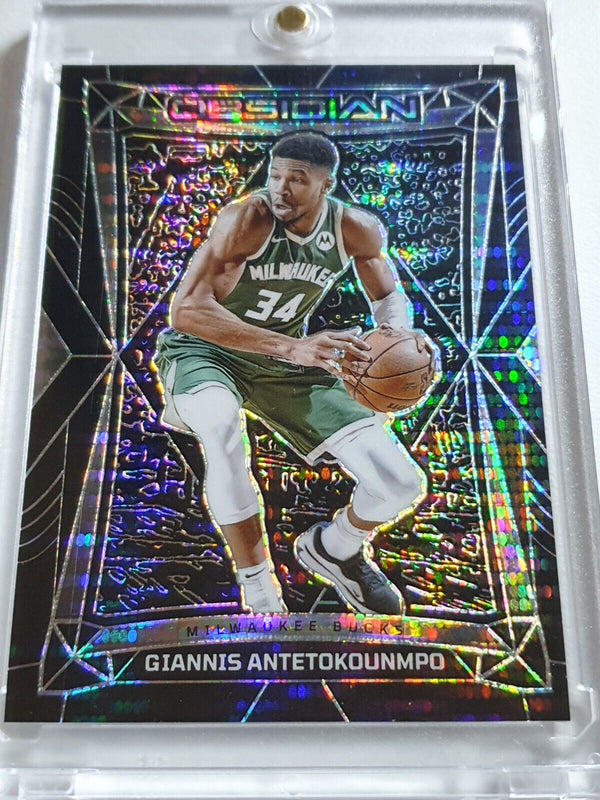 2023 Panini Obsidian Giannis Antetokounmpo #153 PULSAR HOLO - Ready to Grade