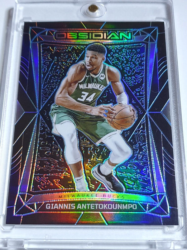 2023 Obsidian Giannis Antetokounmpo #153 BLUE ELECTRIC ETCH /30 Holo FOTL - Rare