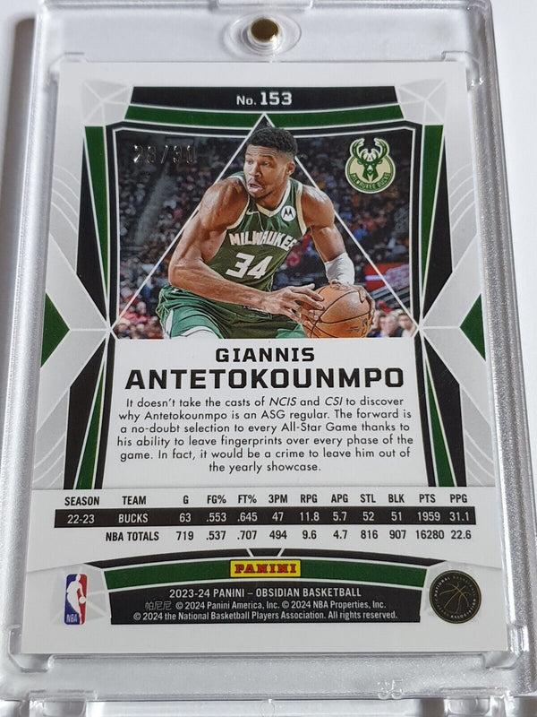 2023 Obsidian Giannis Antetokounmpo #153 BLUE ELECTRIC ETCH /30 Holo FOTL - Rare