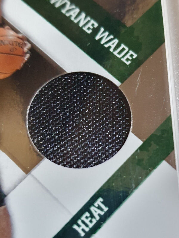 2010 Panini Prestige Dwyane Wade #PATCH GREEN /499 Game Worn Jersey - Rare