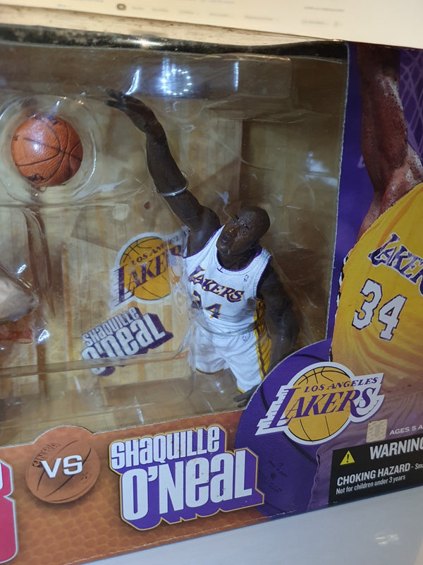 2004 McFarlane Shaquille O'Neal vs Yao Ming Figurine - 2 x Sealed Figures