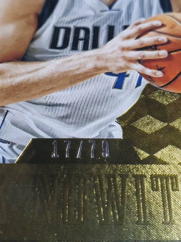 2014 Panini Gold Standard Dirk Nowitzki #2 GOLD /79 Holo - Ready to Grade