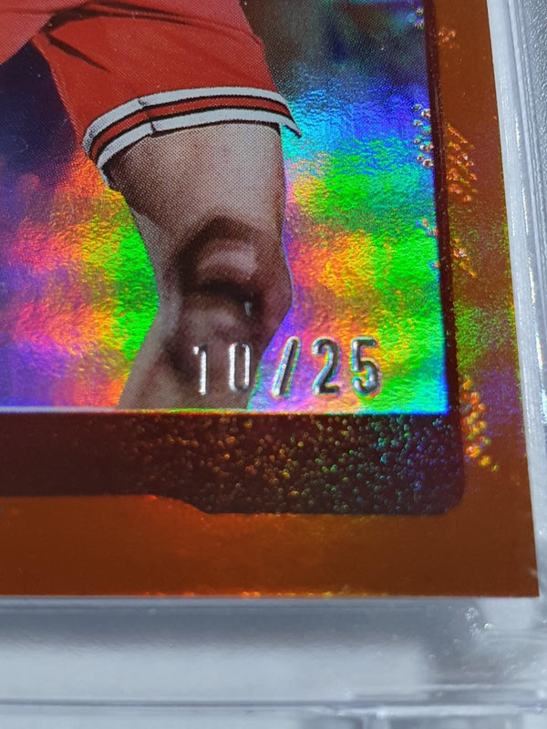 2025 Topps Holiday Josh Giddey #H28 ORANGE METALLIC GLITTER /25 Holo (Bulls)