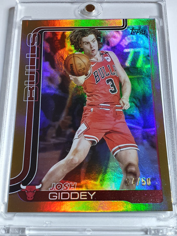 2025 Topps Flagship Josh Giddey #35 GOLD RAINBOW /50 Holo (Bulls) - Rare