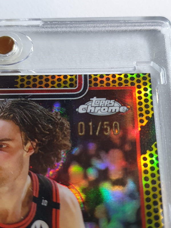 2025 Topps Chrome Josh Giddey #48 GOLD BASKETBALL 01/50 Refractor (Bulls) - Rare