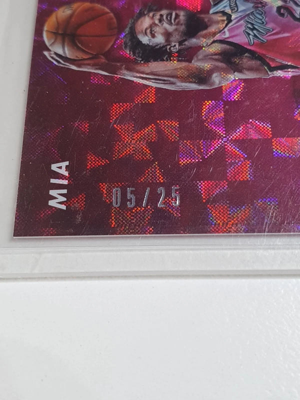 2021 Panini NBA Hoops Jimmy Butler #8 HYPER GREEN /25 Holo City Edition - Rare