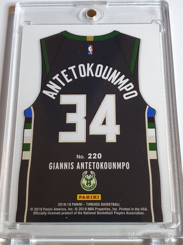 2018 Panini Threads Giannis Antetokounmpo #220 DAZZLE Prizm - Ready to Grade