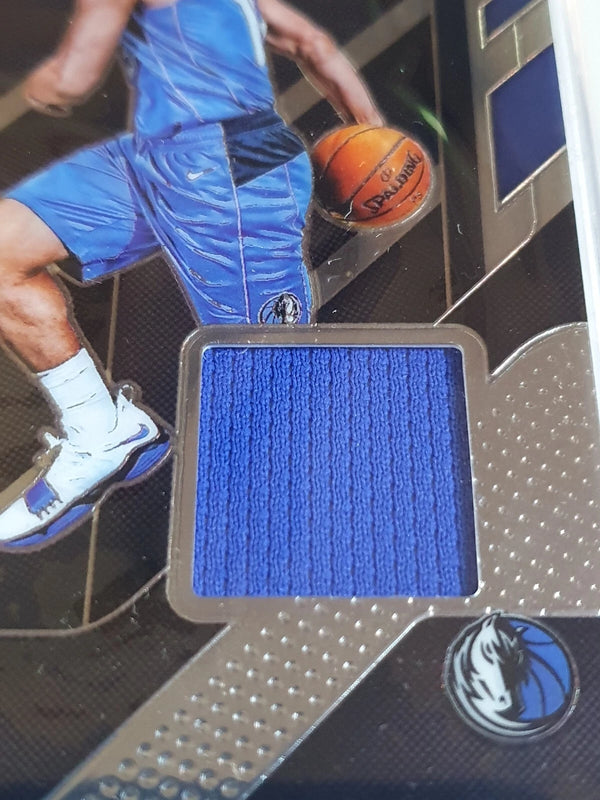 2018 Panini Prizm Jalen Brunson Rookie #PATCH Player Worn Jersey RC - PSA 9