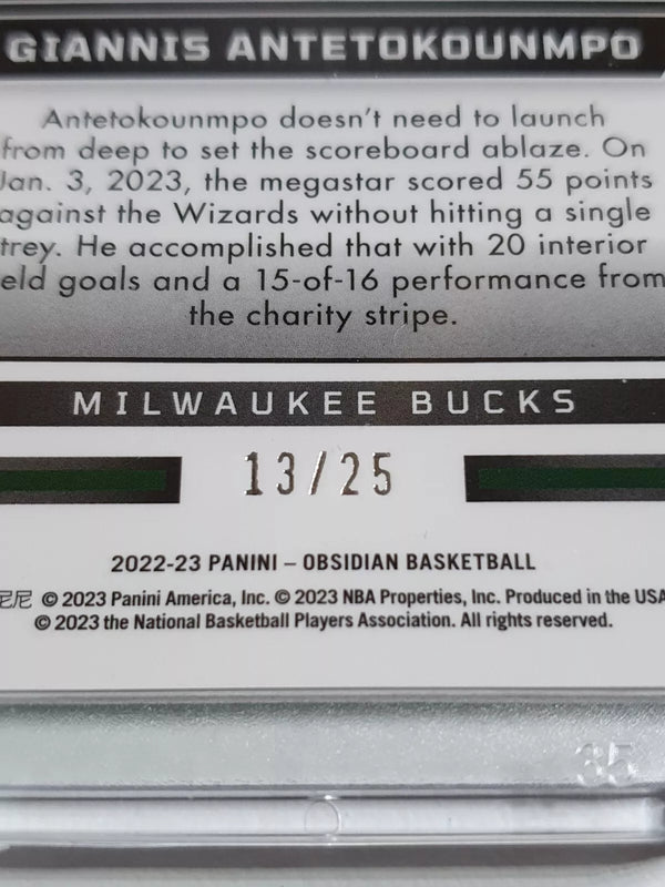 2022 Obsidian Giannis Antetokounmpo #3 ELECTRIC ETCH GREEN FLOOD /25 Holo - Rare