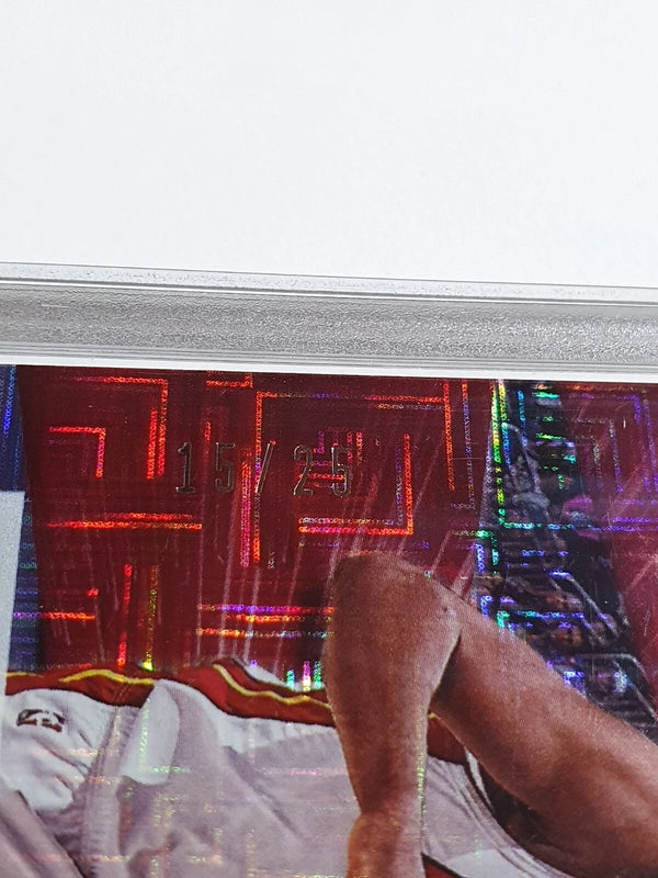 2019 Panini Dwyane Wade #PATCH ESCHER SQUARES Holo /25 Game Worn Jersey - Rare