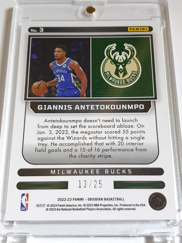 2022 Obsidian Giannis Antetokounmpo #3 ELECTRIC ETCH GREEN FLOOD /25 Holo - Rare