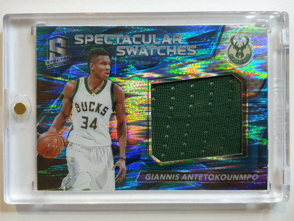 2016 Spectra Giannis Antetokounmpo #PATCH NEON BLUE /49 Game Worn Jersey - GEM