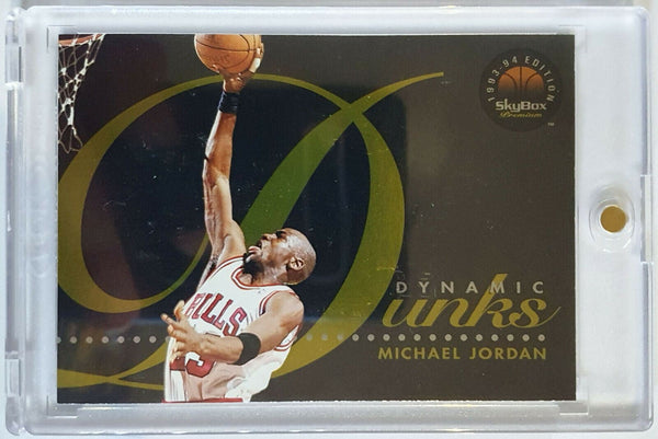 1993-94 Skybox Michael Jordan #D4 DYNAMIC DUNKS - Iconic