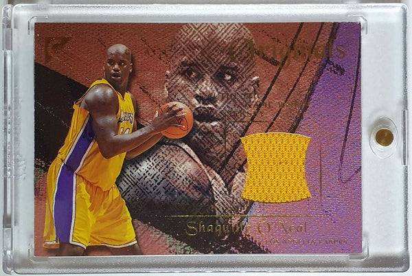 2001 Topps Shaquille O'Neal #GO27 #PATCH Game Worn Jersey - Ready to Grade