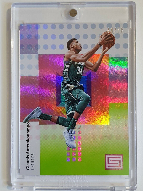 2017 Panini Status Giannis Antetokounmpo #50 GREEN /75 Holo - Ready to Grade