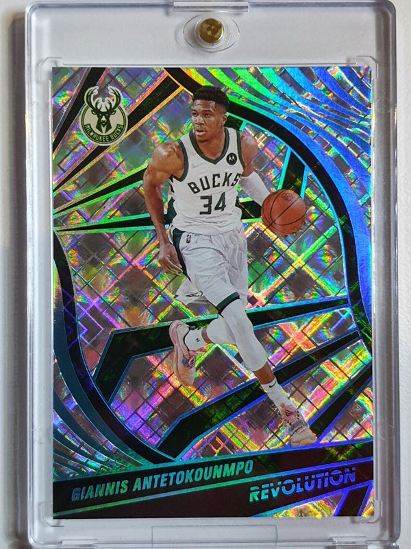 2021 Panini Revolution Giannis Antetokounmpo #4 COSMIC /99 HOLO - Rare