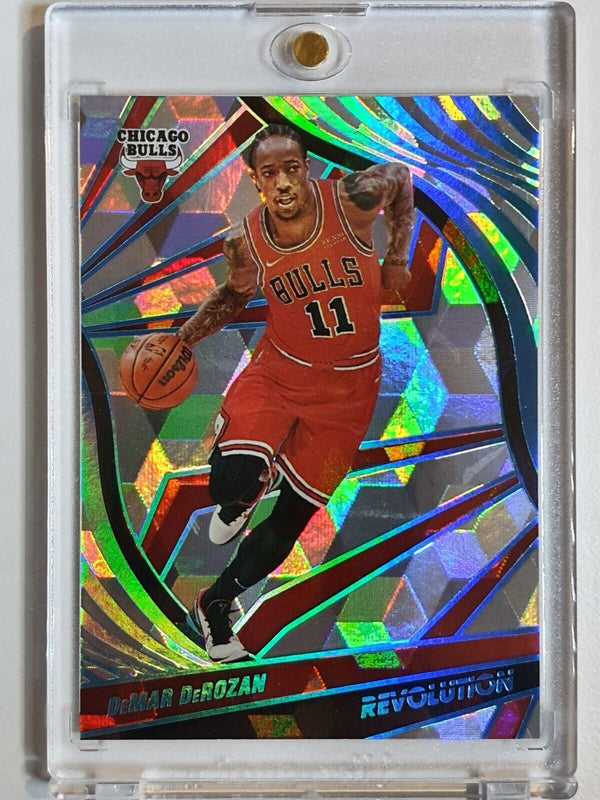 2021 Panini Revolution DeMar DeRozan #34 CUBIC HOLO /50 - Ready to Grade