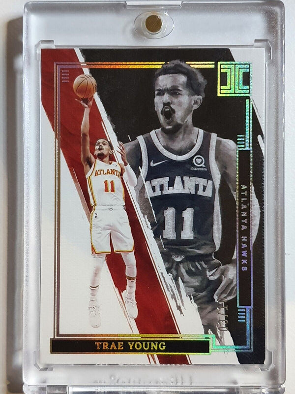 2021 Panini Impeccable Trae Young #52 HOLO GOLD /10 - Very Rare