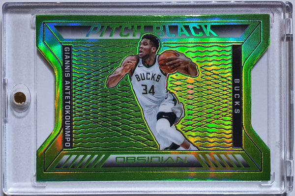 2020 Obsidian Giannis Antetokounmpo #26 GREEN FLOOD Pitch Black Holo - Rare