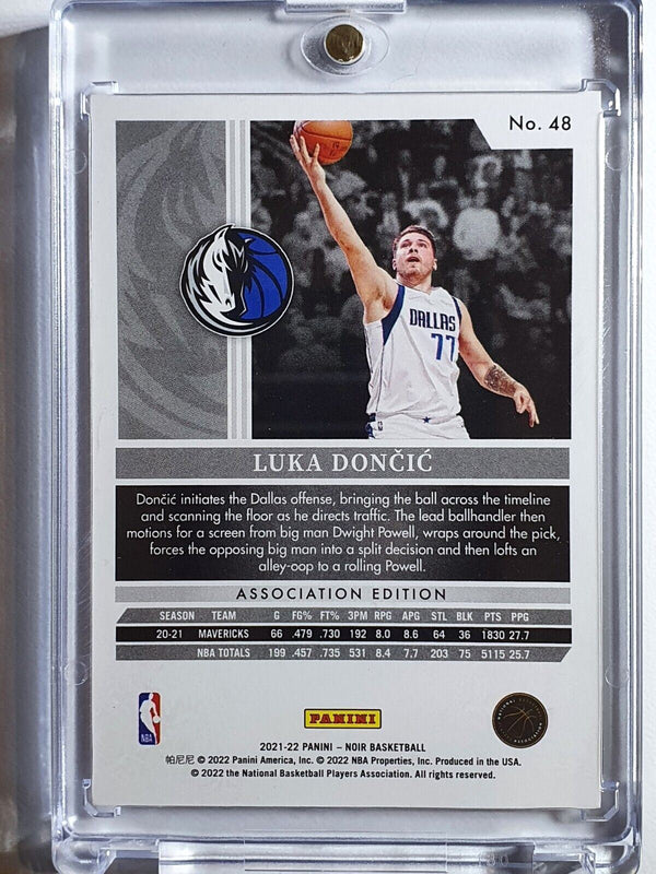 2021 Panini Noir Luka Doncis #48 GOLD /10 Association Edition - Very Rare