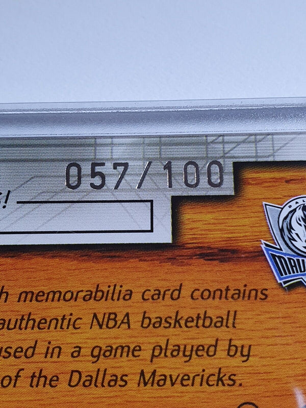 2002 Flair Dirk Nowitzki #PATCH /100 Game Worn Jersey & Ball Swatch - Rare