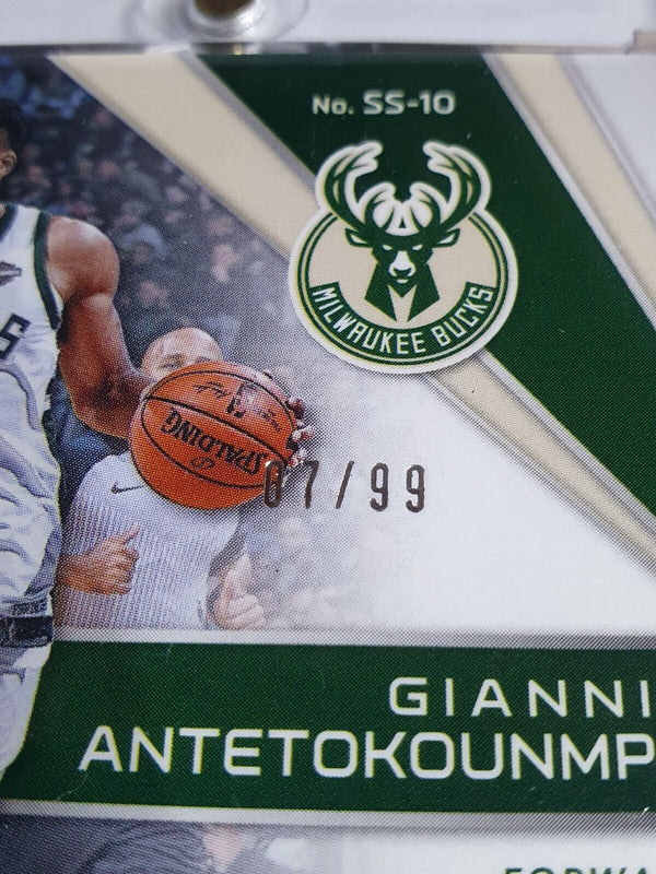 2017 Spectra Giannis Antetokounmpo #PATCH SILVER Prizm /99 Game Worn Jersey