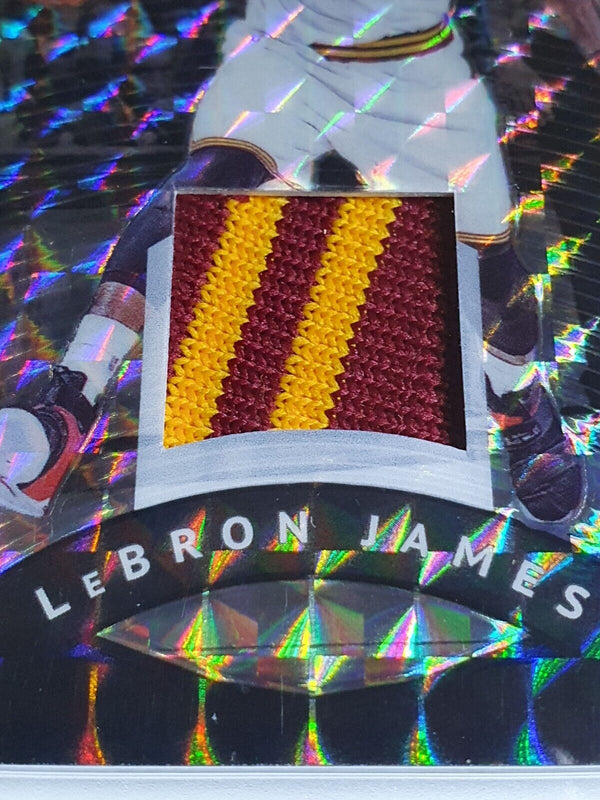 2017 Panini LeBron James #PATCH BLUE MOSAIC /25 Game Worn Jersey - Very Rare