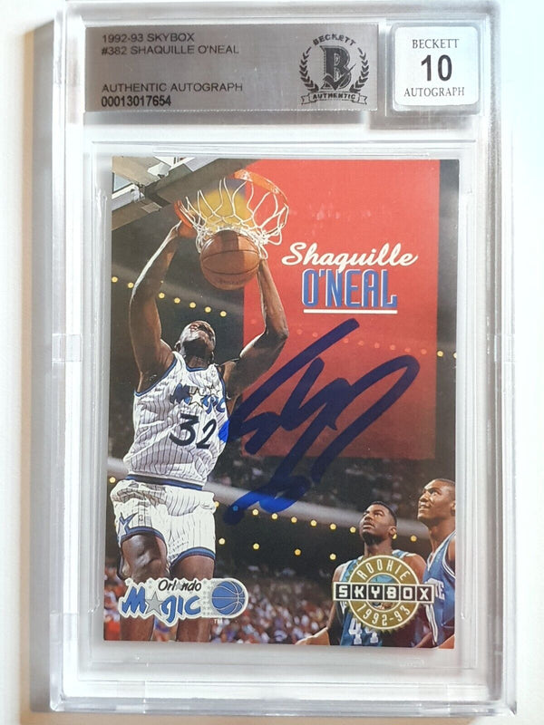 1992 Skybox Shaquille O'Neal Rookie #382 ON CARD Autograph RC - BGS 10